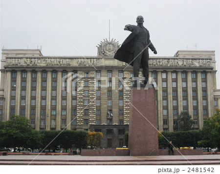 レーニン像 銅像 サンクト・ペテルブルグ ロシアの写真素材 - PIXTA