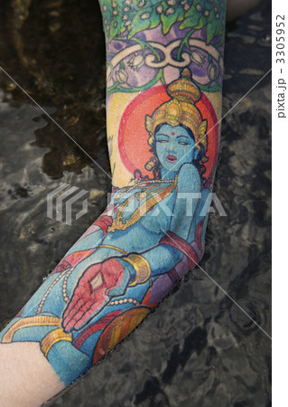 タトゥー ボディアート 女神 美しいの写真素材