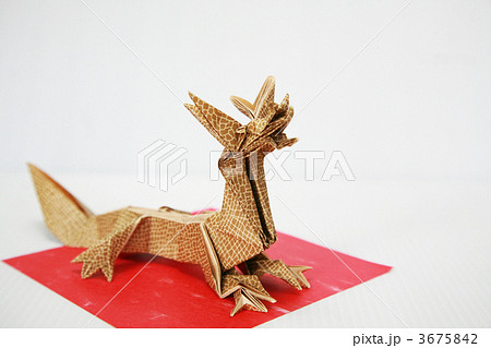 花柄の折り紙で作った 龍 (ORIGAMI DRAGON 竜・辰・ドラゴン) ねばき