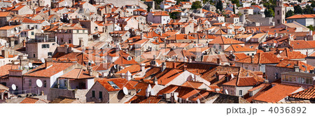 クロアチア 赤い屋根 ヨーロッパの写真素材 - PIXTA
