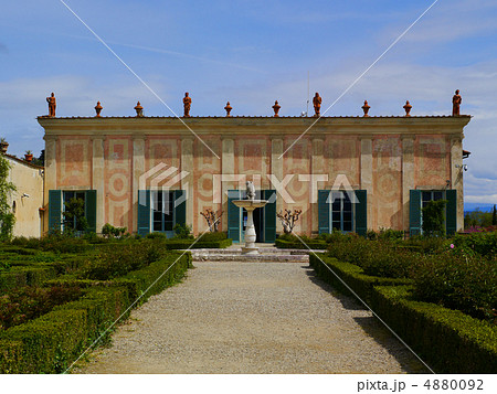 テラス式庭園 イタリア式庭園 ボボリ庭園 幾何学式庭園の写真素材