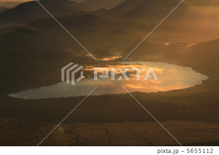 エンジェルハイロウ 雲 空の写真素材 Pixta