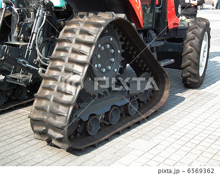 キャタピラ 車両 農機具 運輸の写真素材 - PIXTA