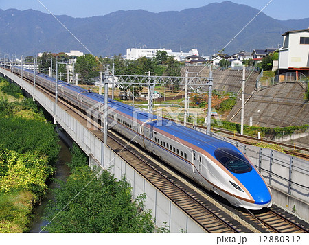 7両 Jr東日本 電車 流線形 壁紙の写真素材