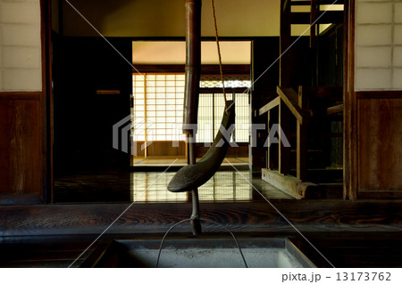 自在鍵 囲炉裏の写真素材 - PIXTA