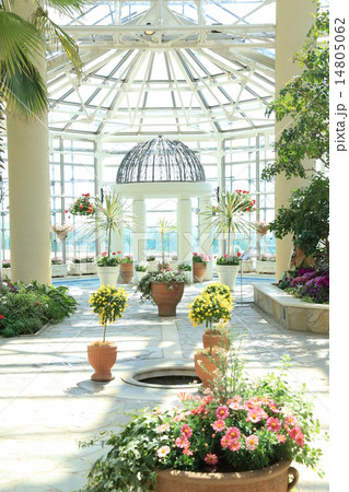 花のミュージアム 温室 ドーム ガーデンの写真素材 花のミュージアム 温室 ドーム ガーデンの写真素材