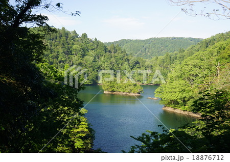 処女湖の写真素材