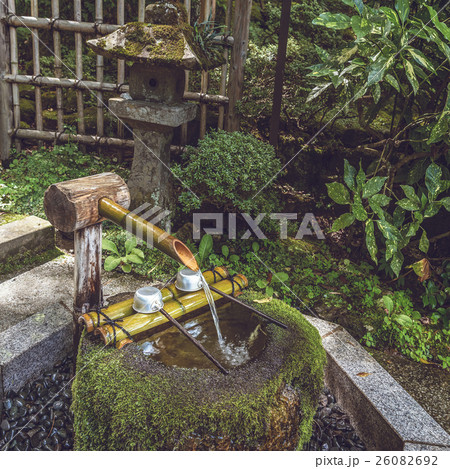 唐石臼 庭石の写真素材 - PIXTA