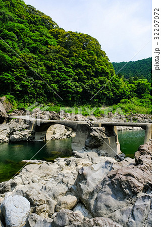 久喜沈下橋の写真素材