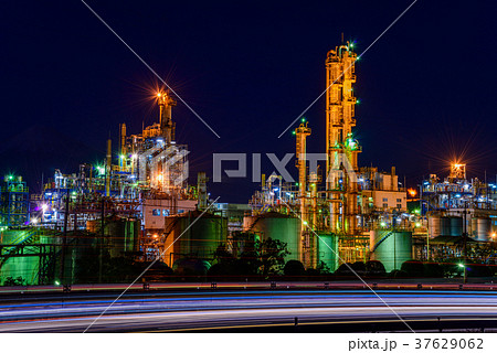 スチームパンク 工場の写真素材