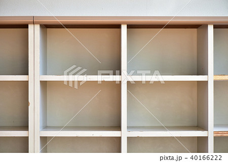 教室 ロッカー 棚 学校の写真素材