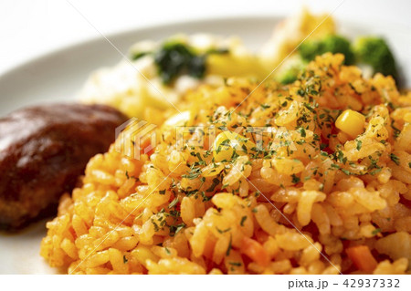 チキンライス定食の写真素材