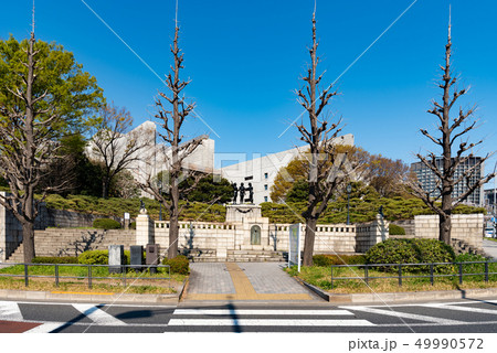 平和の群像の写真素材