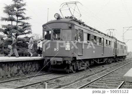 モノクロ 阪急 電車 鉄道の写真素材