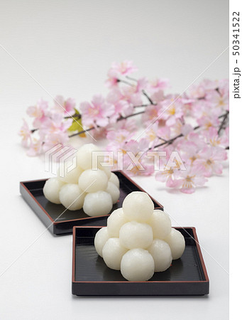 お供え 団子 お彼岸 だんごの写真素材
