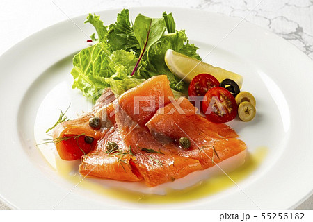 フランス料理 前菜 オードブル 魚の写真素材