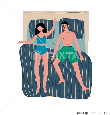 夫婦 カップル 寝る ベッドのイラスト素材 Pixta
