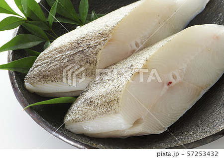カラスカレイ 切り身 カレイ 魚の写真素材