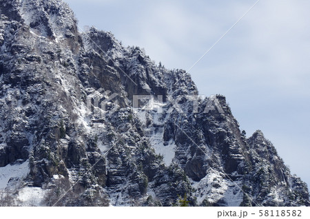 稜線 山 壁紙の写真素材