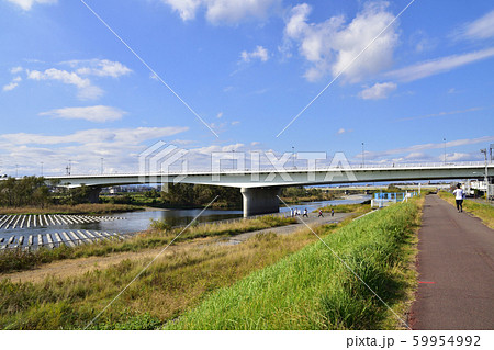 石田大橋 青空 橋 日野市の写真素材