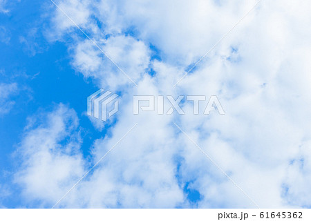 しらす雲の写真素材