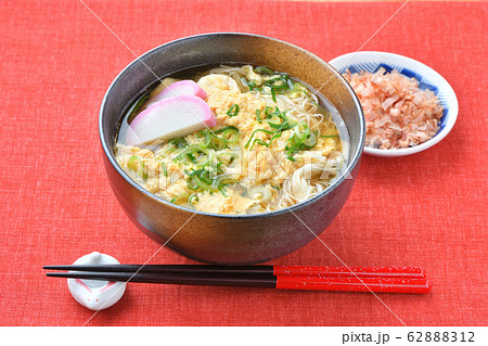 温かい食べ物の写真素材