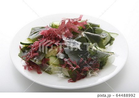 赤つのまた 海藻サラダの写真素材
