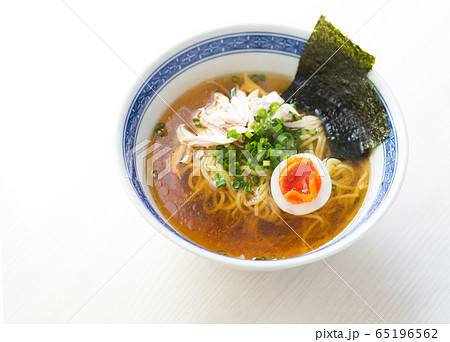 チキンラーメンの写真素材