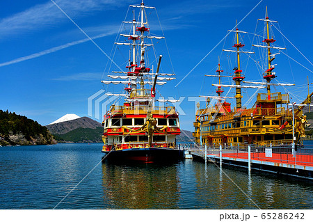 海賊船の写真素材