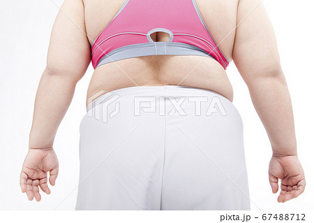 後姿 肥満 太り過ぎ 人物の写真素材