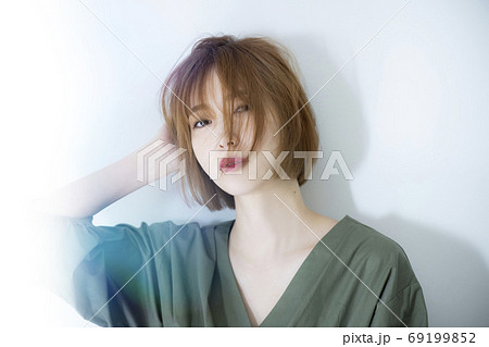 無造作ヘアの写真素材