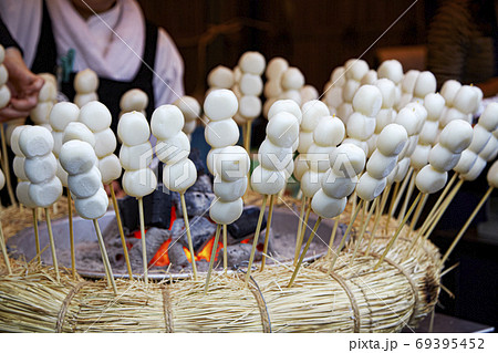だんご 焼き団子 高尾山 八王子の写真素材