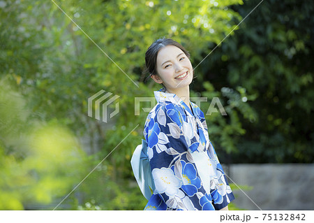 浴衣の写真素材集 ピクスタ