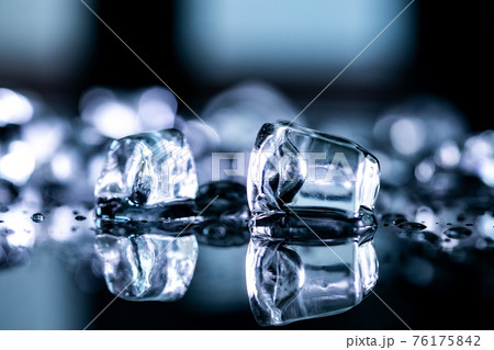 氷 テクスチャ かっこいいの写真素材