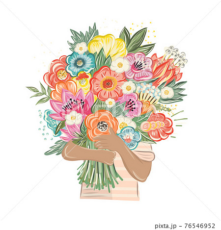 女性 花束 抱える 花の写真素材