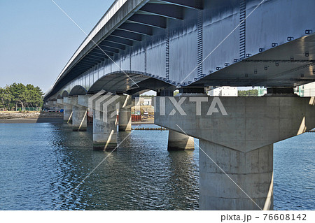 トラスコ湘南大橋の写真素材