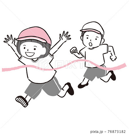 子供 走る 徒競走 運動会のイラスト素材
