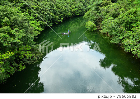 パソコン壁紙 自然風景の写真素材