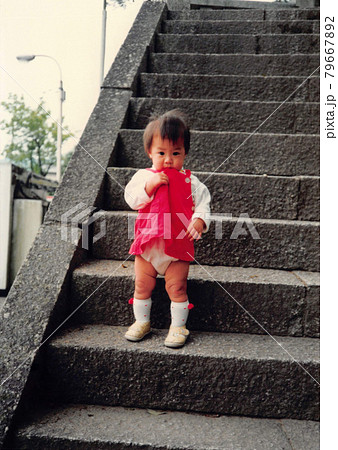 こども 昭和の風景 小学生 女子の写真素材