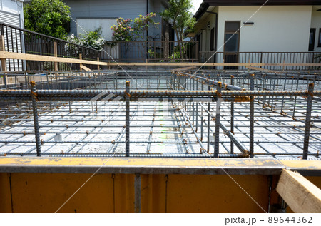 戸建て住宅の基礎工事現場のイメージ