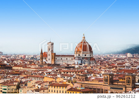 フィレンツェ旧市街の写真素材 - PIXTA