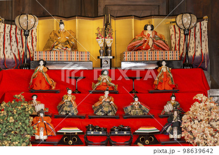 明治時代の雛人形の写真素材 - PIXTA