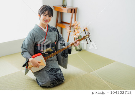 三味線の写真素材(3,197点以上の高品質な写真素材) - PIXTA（ピクスタ）