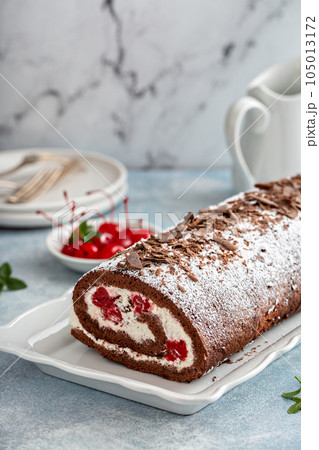 6 Swiss Roll Tin Images, Stock Photos, 3D objects, & Vectors