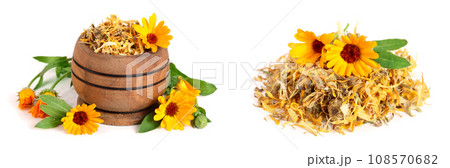 Poster Fresh and dried calendula flowers in wooden mortar isolated 