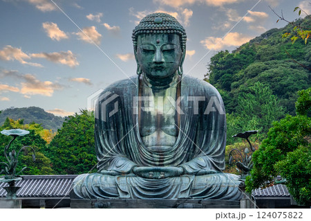 国宝銅造阿弥陀如来坐像の写真素材 - PIXTA