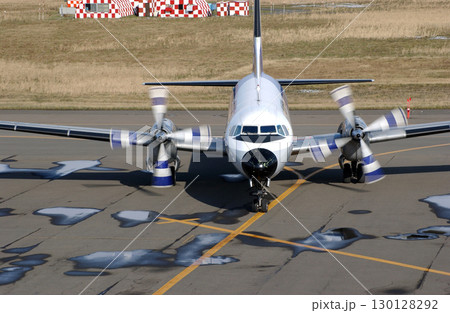 YS-11 プロペラ機の写真素材 - PIXTA